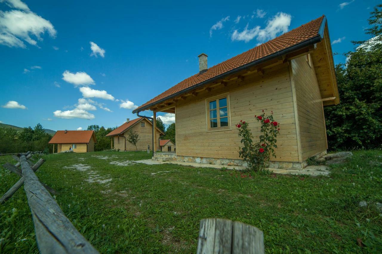 Holiday Homes Eko Klanac Rakovica Esterno foto
